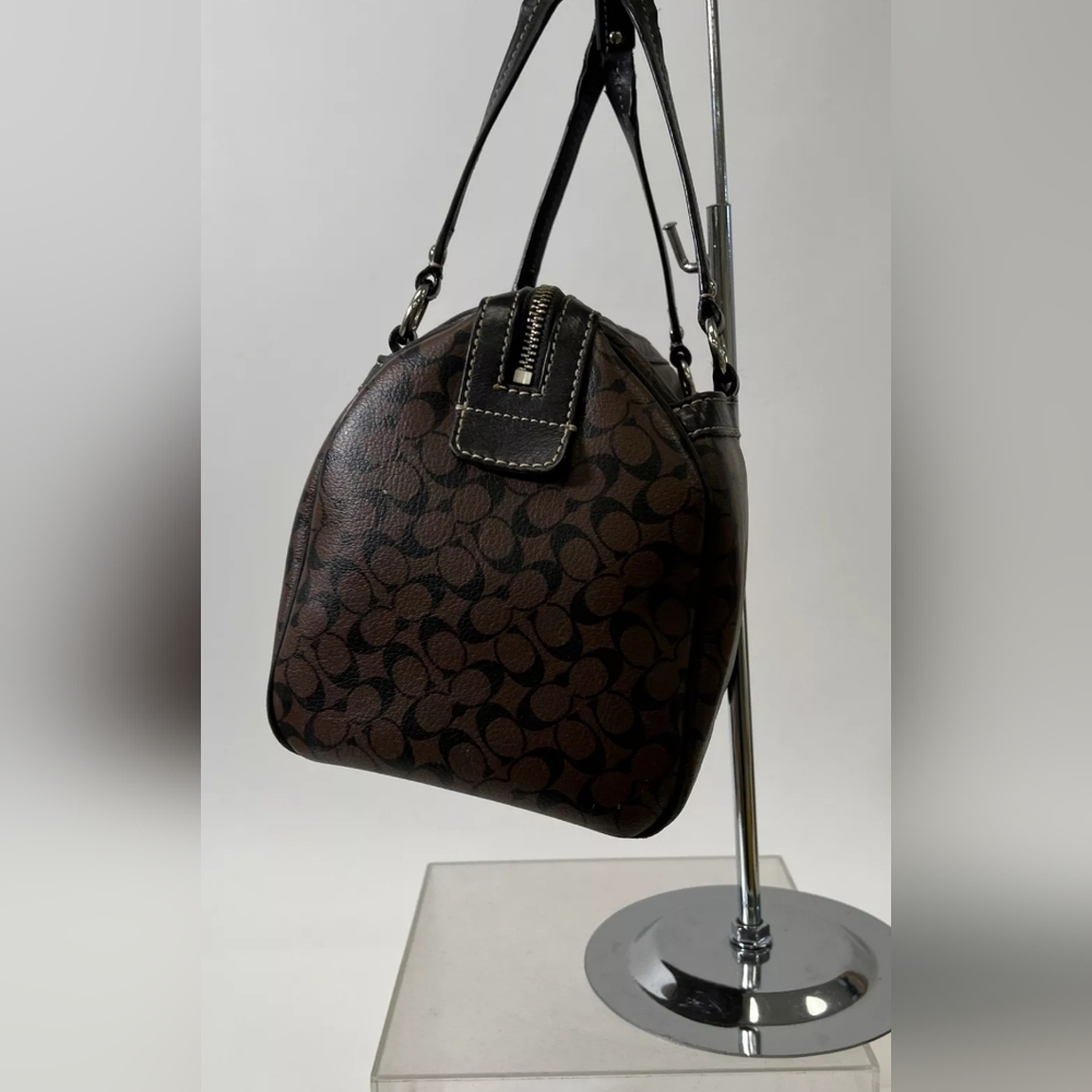 COACH Chelsea Heritage Stripe Signature Monogram Doctor Bag Barrel Bag tote bag - Picture 4 of 11